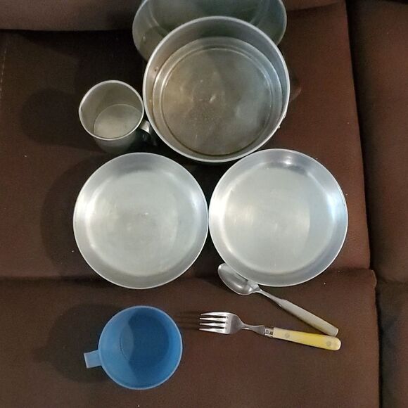 Mess Kit - Picture 2 of 4